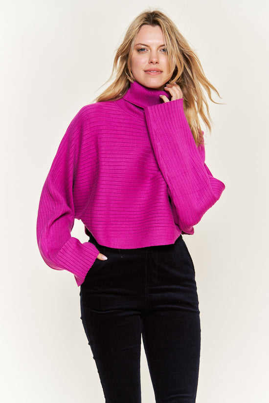 Mock neck wide sleeves top PLUS