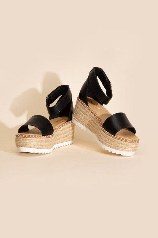 women Raffia Platform Sandals 